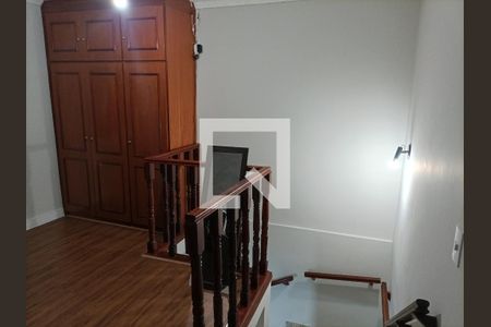 Casa à venda com 245m², 7 quartos e 1 vaga Casa à venda com 245m², 7 quartos e 1 vagaHall social