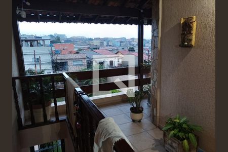 Casa à venda com 245m², 7 quartos e 1 vaga Casa à venda com 245m², 7 quartos e 1 vagaVaranda da Sala