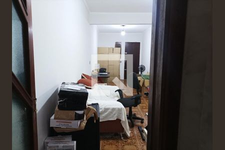 Casa à venda com 245m², 7 quartos e 1 vaga Casa à venda com 245m², 7 quartos e 1 vagaSala/Cozinha