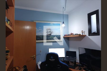 Casa à venda com 245m², 7 quartos e 1 vaga Casa à venda com 245m², 7 quartos e 1 vagaQuarto 01