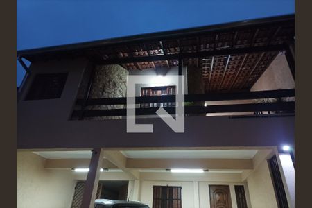 Casa à venda com 245m², 7 quartos e 1 vaga Casa à venda com 245m², 7 quartos e 1 vagaFachada do Prédio
