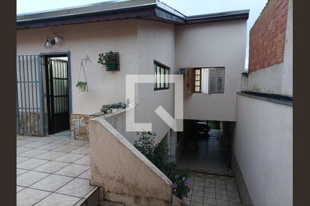 Casa à venda com 245m², 7 quartos e 1 vaga Casa à venda com 245m², 7 quartos e 1 vagaÁrea comum
