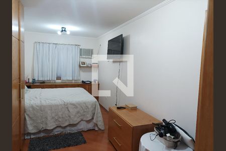 Casa à venda com 245m², 7 quartos e 1 vaga Casa à venda com 245m², 7 quartos e 1 vagaQuarto 04