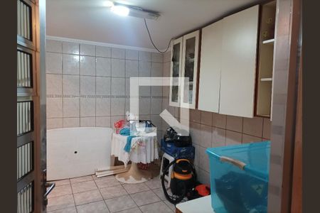 Casa à venda com 245m², 7 quartos e 1 vaga Casa à venda com 245m², 7 quartos e 1 vagaLavanderia