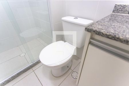 Apartamento à venda com 65m², 2 quartos e 1 vaga Apartamento à venda com 65m², 2 quartos e 1 vagaBanheiro social