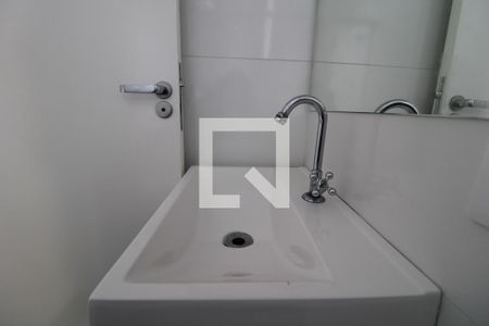 Pia do banheiro de apartamento para alugar com 1 quarto, 25m² em Vila Santana, São Paulo
