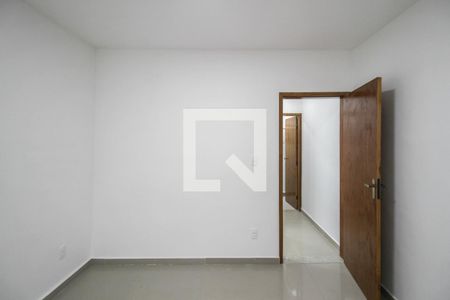 Quarto 1 de casa de condomínio para alugar com 2 quartos, 68m² em Heliópolis, Belford Roxo