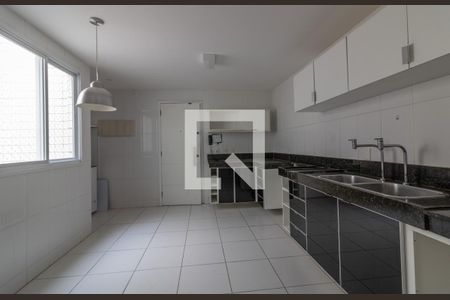 Apartamento à venda com 442m², 5 quartos e 4 vagas Apartamento à venda com 442m², 5 quartos e 4 vagasCozinha