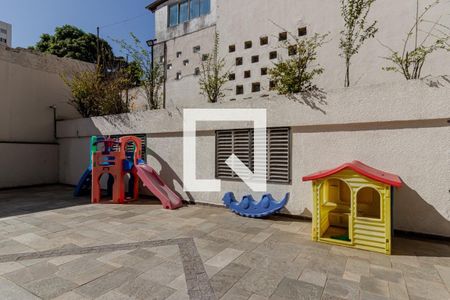 Apartamento à venda com 72m², 2 quartos e 1 vaga Apartamento à venda com 72m², 2 quartos e 1 vagaÁrea comum - Playground