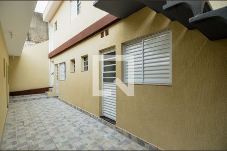Área Externa de kitnet/studio para alugar com 1 quarto, 12m² em Vila Galvão, Guarulhos
