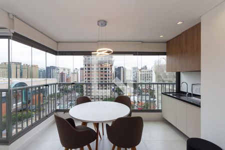 Varanda de apartamento para alugar com 2 quartos, 76m² em Indianópolis, São Paulo
