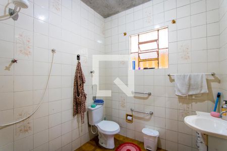 Casa à venda com 144m², 2 quartos e 2 vagasBanheiro