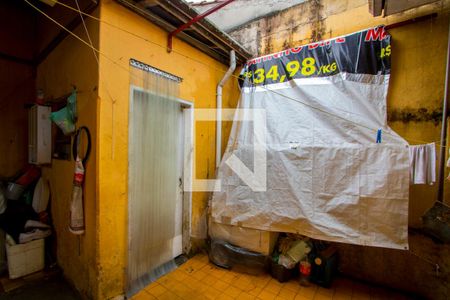 Casa à venda com 144m², 2 quartos e 2 vagasQuintal