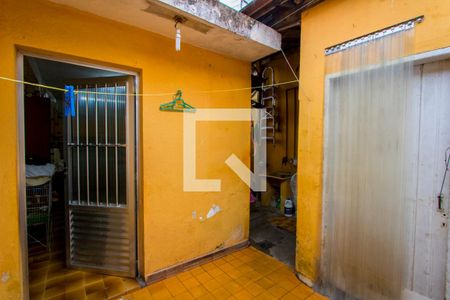 Casa à venda com 144m², 2 quartos e 2 vagasQuintal