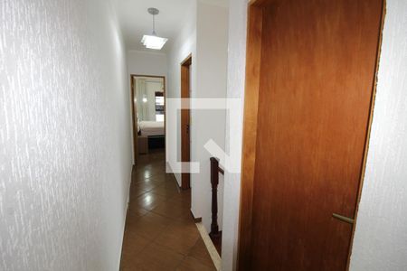 Casa para alugar com 125m², 3 quartos e 2 vagasCorredor