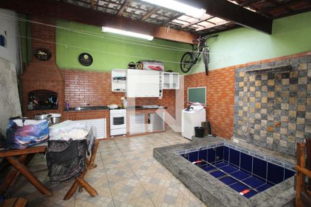 Quintal de casa para alugar com 3 quartos, 125m² em Jardim Vila Formosa, São Paulo