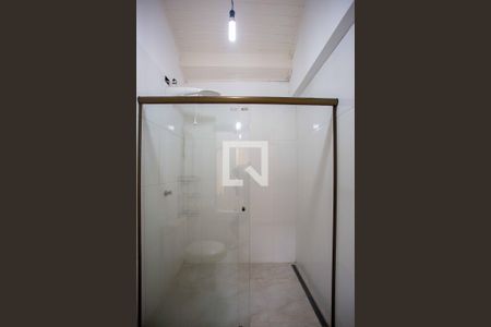 Casa à venda com 385m², 6 quartos e 2 vagasBanheiro da Suíte