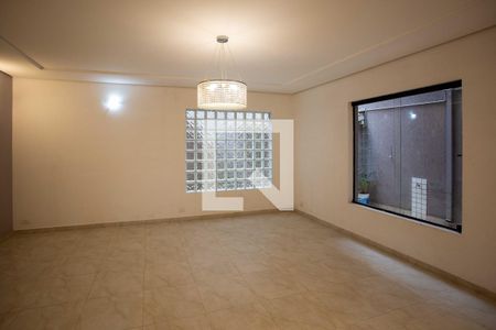 Casa à venda com 385m², 6 quartos e 2 vagasSala de Jantar