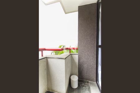 Apartamento à venda com 45m², 1 quarto e 1 vaga Apartamento à venda com 45m², 1 quarto e 1 vagaVaranda