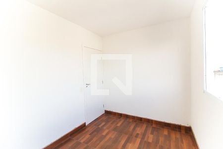 Quarto 2 de apartamento para alugar com 2 quartos, 47m² em Jardim das Oliveiras, Itaquaquecetuba
