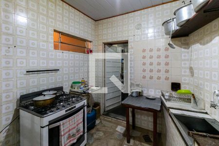 Casa à venda com 710m², 4 quartos e 10 vagas Casa à venda com 710m², 4 quartos e 10 vagasCozinha