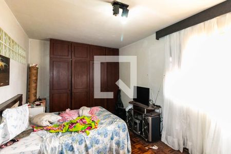 Casa à venda com 710m², 4 quartos e 10 vagas Casa à venda com 710m², 4 quartos e 10 vagasQuarto 3