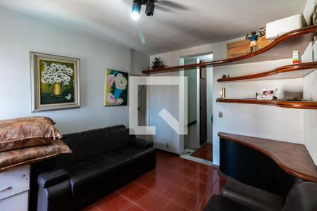 Casa à venda com 710m², 4 quartos e 10 vagas Casa à venda com 710m², 4 quartos e 10 vagasSala 2