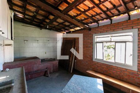 Casa à venda com 710m², 4 quartos e 10 vagas Casa à venda com 710m², 4 quartos e 10 vagasVaranda gourmet