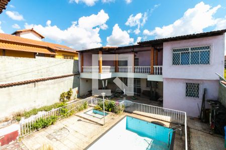 Casa à venda com 710m², 4 quartos e 10 vagas Casa à venda com 710m², 4 quartos e 10 vagasPiscina