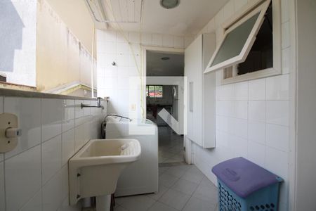 Casa de condomínio para alugar com 400m², 5 quartos e 2 vagasÁrea de Serviço