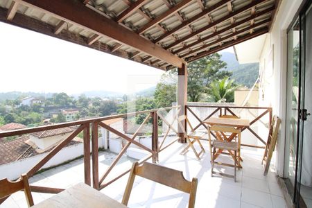 Casa de condomínio para alugar com 400m², 5 quartos e 2 vagasVaranda da Sala