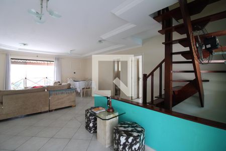 Casa de condomínio para alugar com 400m², 5 quartos e 2 vagasSala