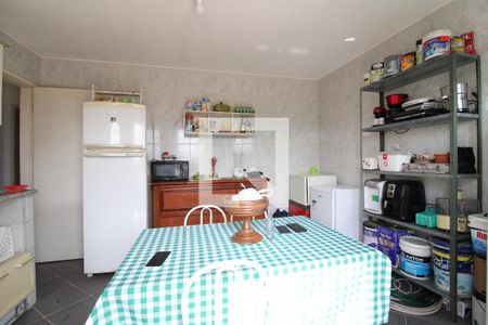 Casa de condomínio para alugar com 400m², 5 quartos e 2 vagasCasa 2 Fundos - Cozinha