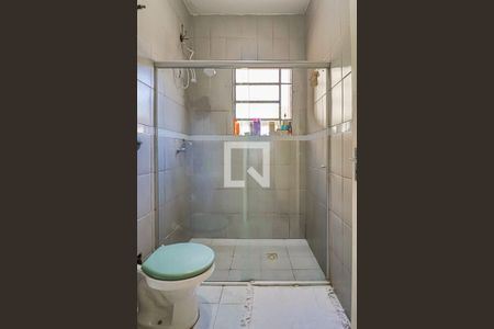 Casa à venda com 240m², 6 quartos e 2 vagasBanheiro do Corredor