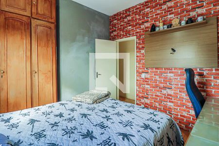 Casa à venda com 240m², 6 quartos e 2 vagasQuarto 2