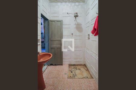 Casa à venda com 240m², 6 quartos e 2 vagasBanheiro de Serviço