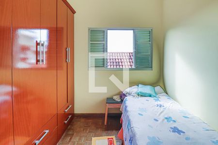 Casa à venda com 240m², 6 quartos e 2 vagasQuarto 1