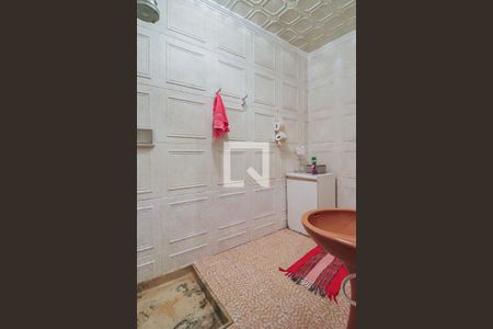 Casa à venda com 240m², 6 quartos e 2 vagasBanheiro de Serviço