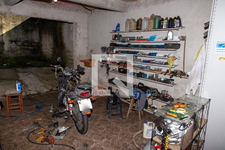 Casa à venda com 150m², 3 quartos e 4 vagas Casa à venda com 150m², 3 quartos e 4 vagasGaragem