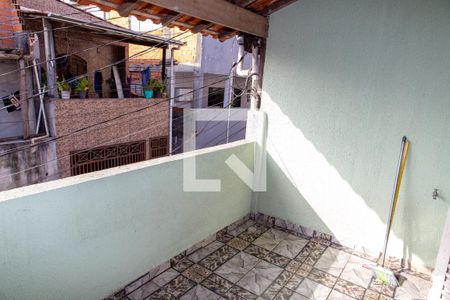 Casa à venda com 150m², 3 quartos e 4 vagas Casa à venda com 150m², 3 quartos e 4 vagasVaranda da Suíte 2
