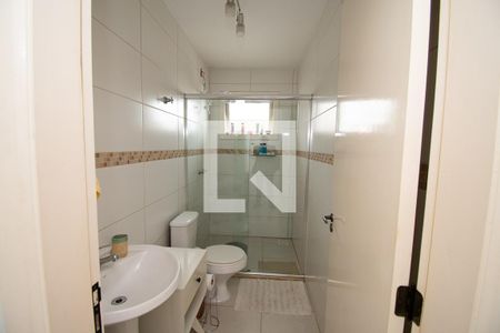 Casa à venda com 122m², 3 quartos e 2 vagas Casa à venda com 122m², 3 quartos e 2 vagasbanheiro social