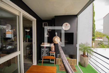 Casa à venda com 122m², 3 quartos e 2 vagas Casa à venda com 122m², 3 quartos e 2 vagasárea-churrasqueira