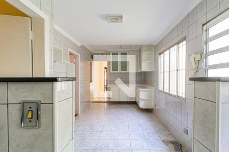 Casa à venda com 139m², 4 quartos e 2 vagas Casa à venda com 139m², 4 quartos e 2 vagasCozinha