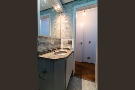 Apartamento à venda com 124m², 3 quartos e 3 vagasBanheiro da Suíte 2