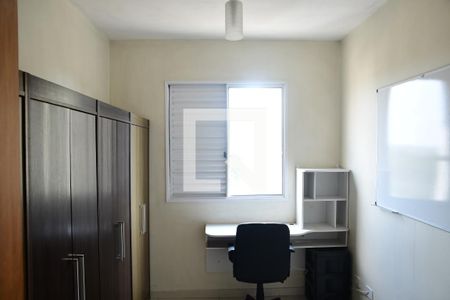 Quarto 1  de apartamento para alugar com 2 quartos, 58m² em Jardim Marilu, Cotia