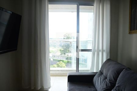 Sala de apartamento para alugar com 2 quartos, 58m² em Jardim Marilu, Cotia