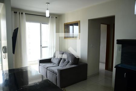 Sala de apartamento para alugar com 2 quartos, 58m² em Jardim Marilu, Cotia