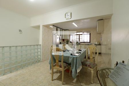 Casa à venda com 300m², 3 quartos e 8 vagasCozinha