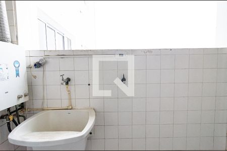 Apartamento à venda com 64m², 3 quartos e 2 vagas Apartamento à venda com 64m², 3 quartos e 2 vagasLavanderia