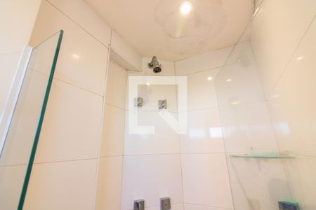 Apartamento à venda com 143m², 3 quartos e 2 vagasBanheiro 